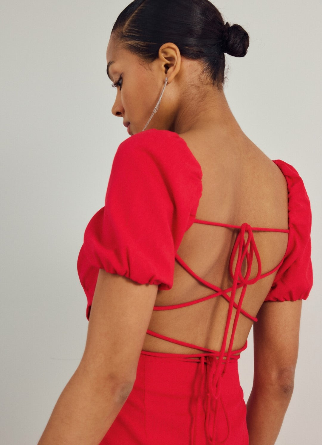 Vestido Rojo Con Mangas Abullonadas