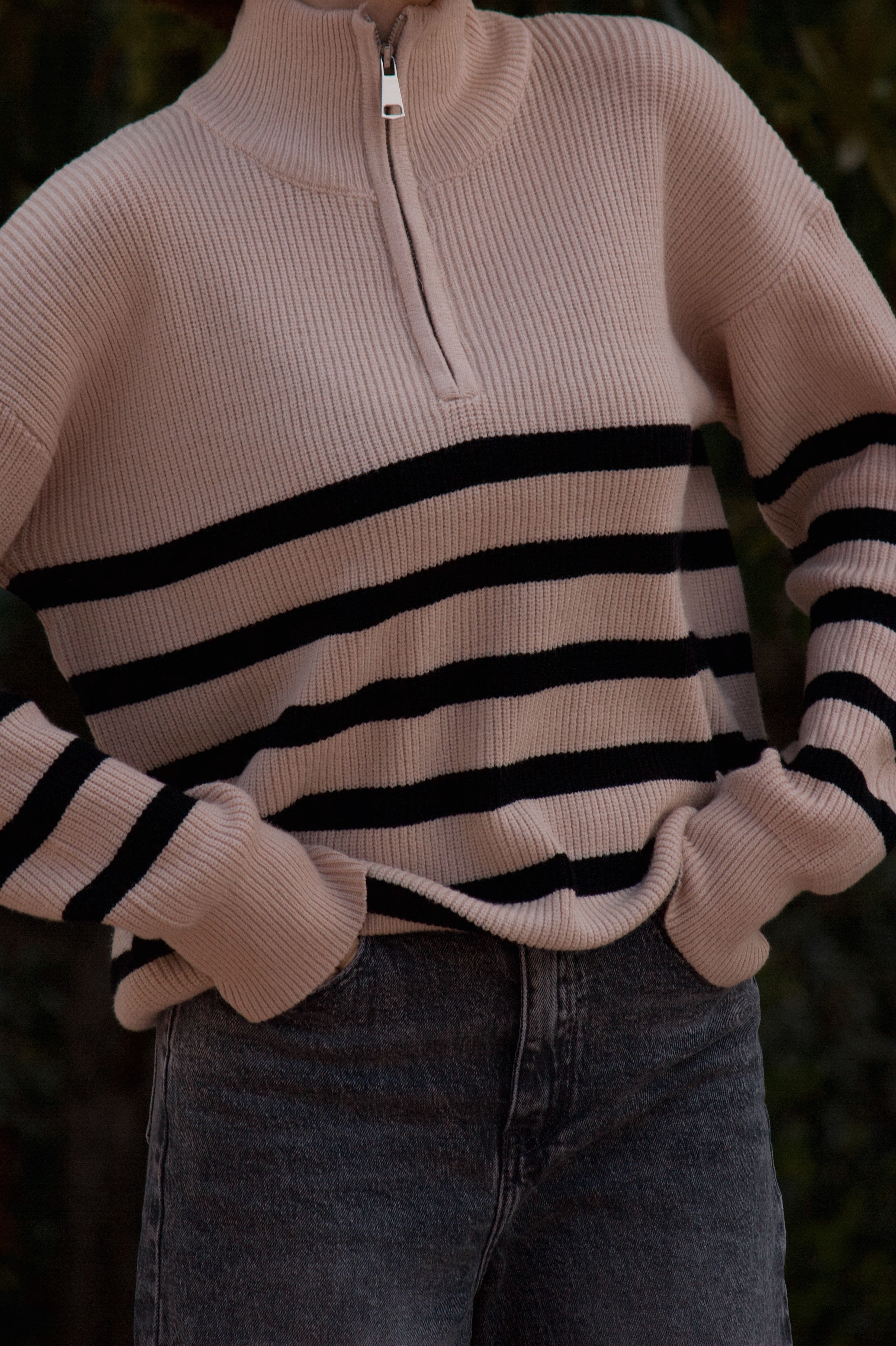 Jersey de rayas con cuello cremallera