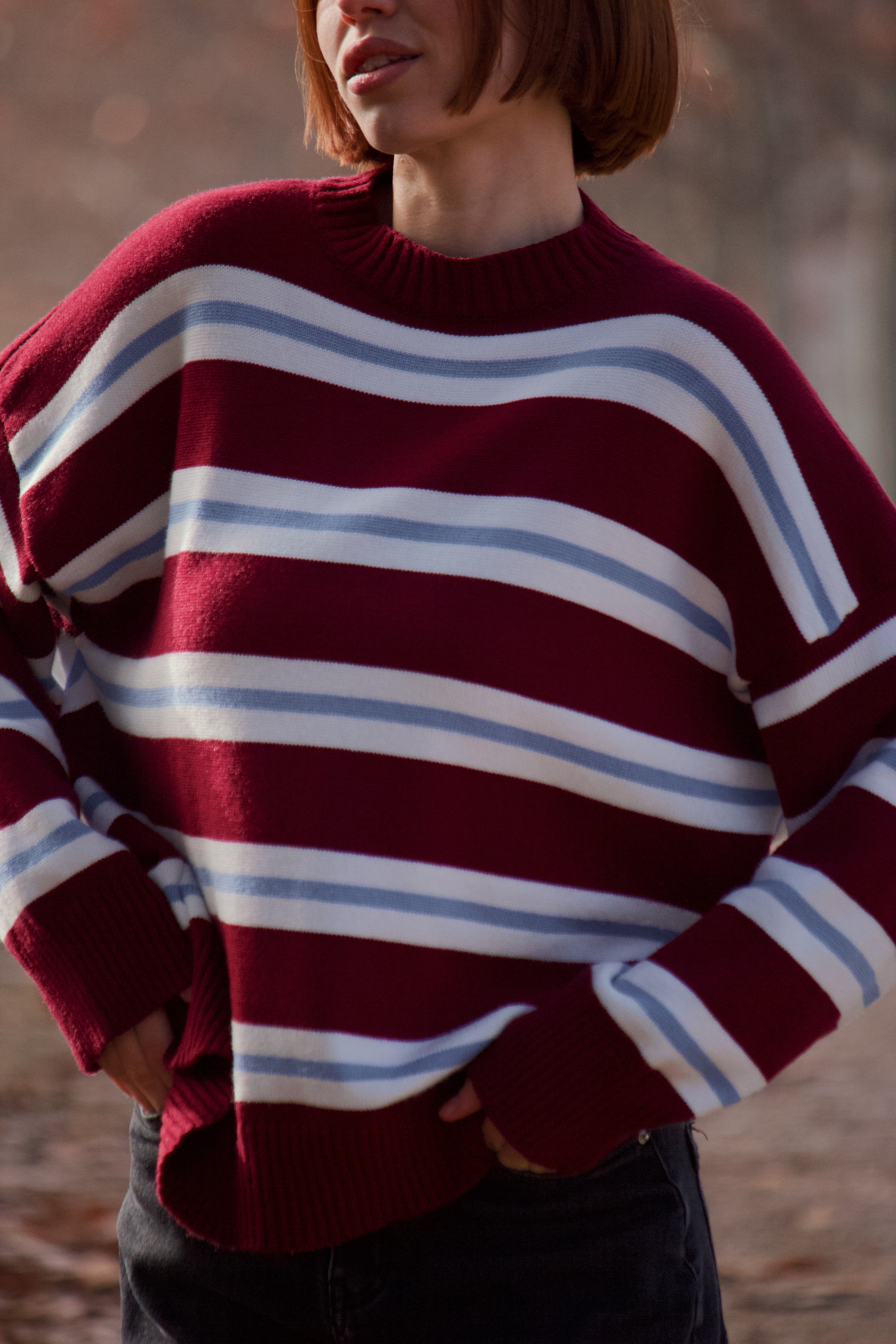 Jersey de punto a rayas burdeos