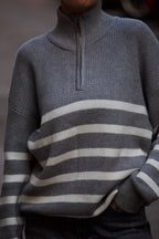 Jersey de rayas con cuello cremallera