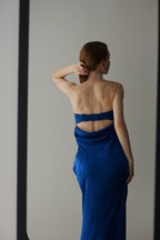 Vestido Maxi Satinado Espalda Descubierta