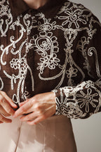 Camisa bordada chocolate