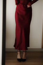 Falda Satinada Vino