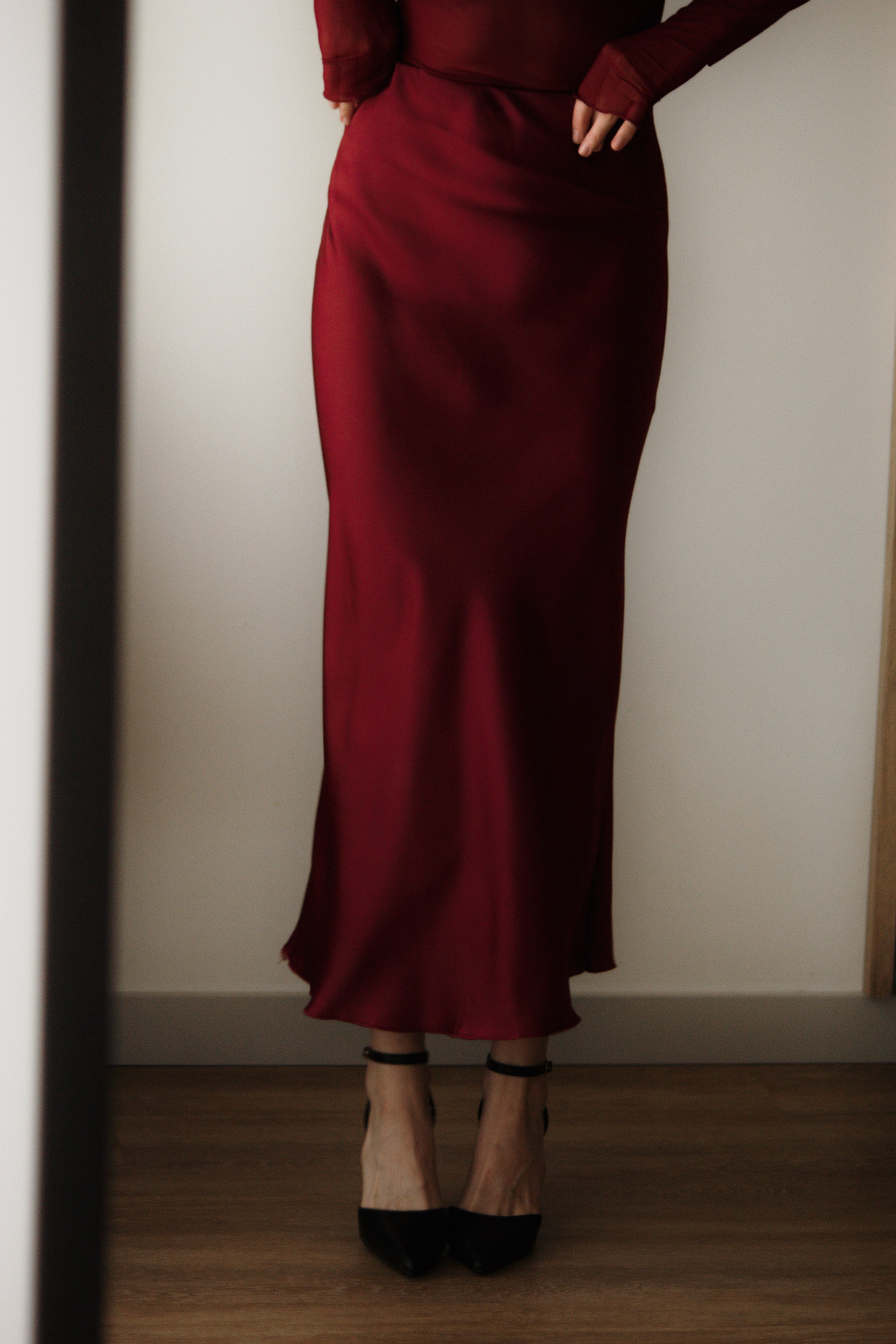 Falda Satinada Vino